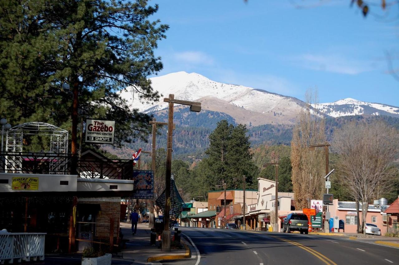 Apache Village 7, Queen Bed, Midtown, Sleeps 2 Ruidoso Buitenkant foto